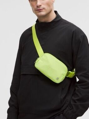 NEW With Tags| lululemon Everywhere Belt Bag *1L
